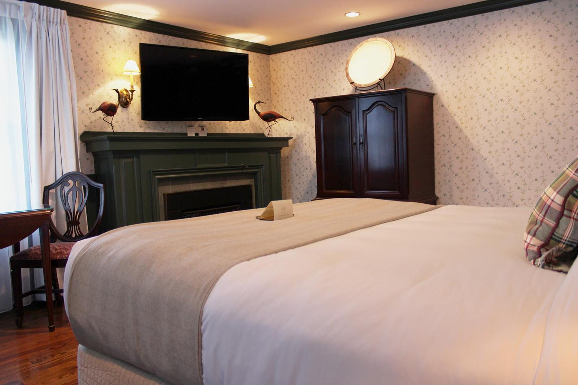 Ripplecove Hotel & Spa Ayer's Cliff Екстериор снимка